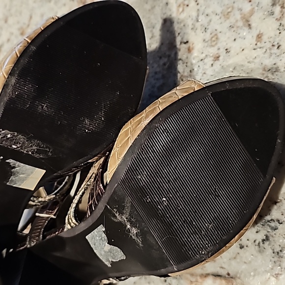 BKE Heels - Picture 4 of 7